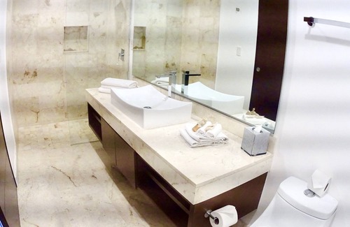 Downtown Apartment | Beautiful Apartment Anah Suites