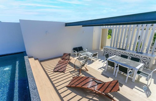 Zama Apartment | Beautifully Minimalistic Studio Wrapped in Nature by Stella Rentals
