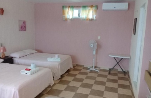 Colonia Salina Chica House | Caribean Jireh 3