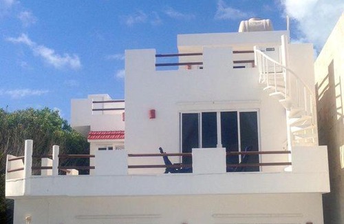 Colonia Salina Chica House | Casa Rosa -Beautiful Oceanfront Home