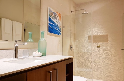 Gonzalo Guerrero Apartment | Cheerful 2 BR at 38th Ave. by Happy Address