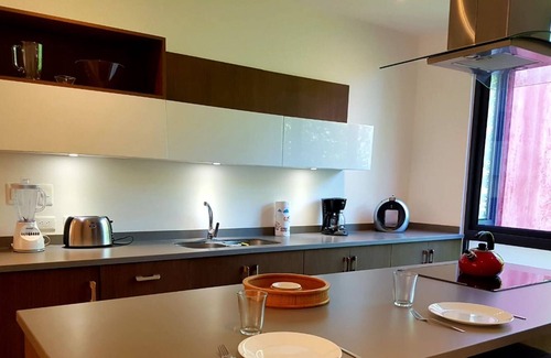 Zama Condo | Chic Jungle 2 BR Condo by Happy Address