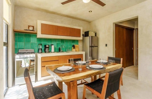 La Veleta Condo | Eco Retreat: Rooftop Oasis, Pools, Near Beach&Town
