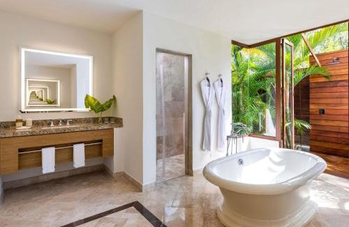 Mayakoba Hotel | Fairmont Mayakoba