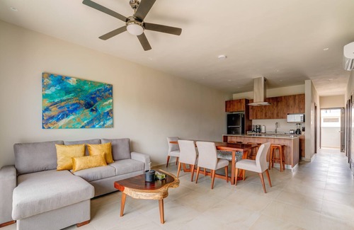 Puerto Juarez Apartment | Gated Escape | Pool | Gym | Near Shops & Cinema