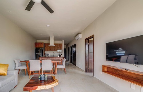 Puerto Juarez Apartment | Gated Escape | Pool | Gym | Near Shops & Cinema