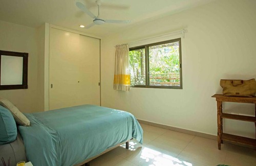 La Veleta Apartment | Great 2 BR Apt - WiFi & Pool - Perfect Location