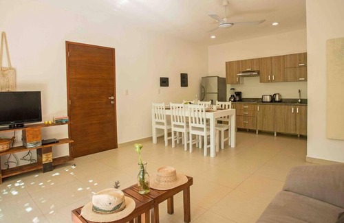 La Veleta Apartment | Great 2 BR Apt - WiFi & Pool - Perfect Location