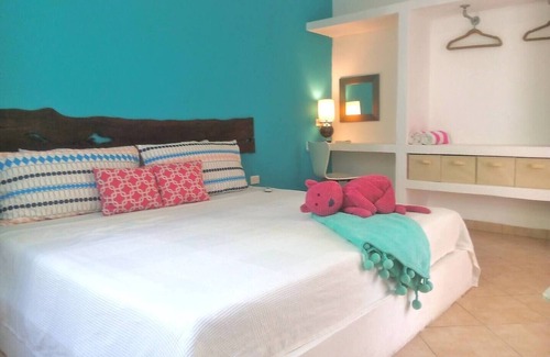 Akumal House | GROUP GETAWAY! Private, Staffed & Affordablenn