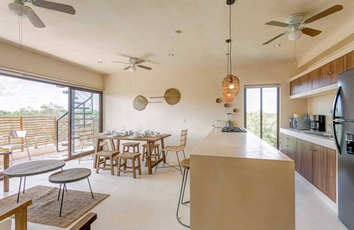 Tulum Apartment | Groups Oasis: Private Pools, BBQs, Gym, 2 Cenotes!
