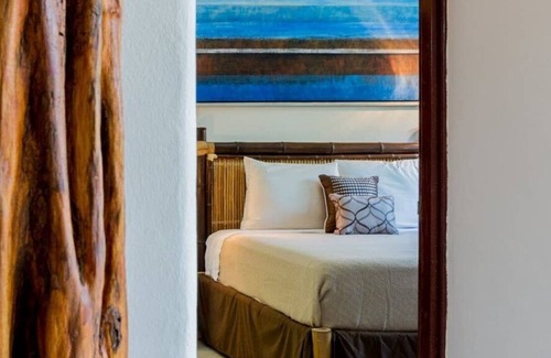 12th Street House | Hidden Gem in Playa Kaan ⎮Loft with Pool Near 5th Avenue!