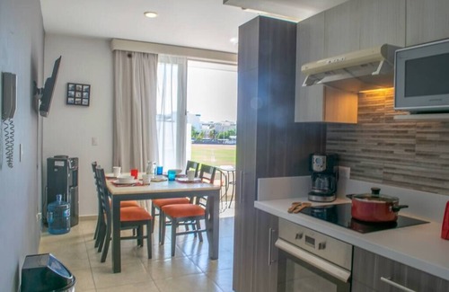 Gonzalo Guerrero Apartment | Horizonte 204 2 Block from 5th Ave by Blueplaya