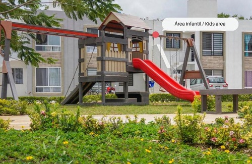 Puerto Juarez Apartment | HostPal Porto Alto Playa del Carmen 54D
