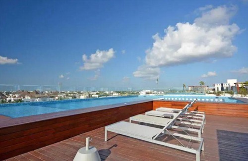 Gonzalo Guerrero Apartment | Huge 1 Bed in Amazing condo
