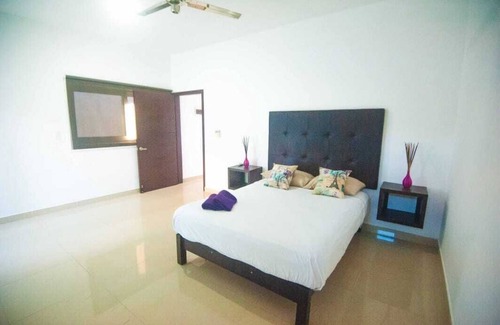 Centro Apartment | IDEAL LOCATION: 5th Av. Apartment for 5 people