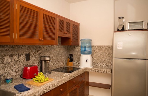 Gonzalo Guerrero Condo | Just Lovely for 2 couples! -20%