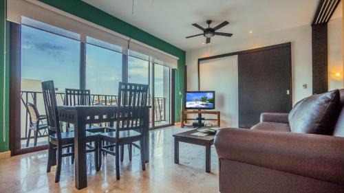Downtown Apartment | La Brisa Condo by BVR