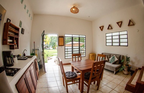 Bacalar House | LAKEFRONT BUNGALOW WITH A/C, KITCHEN & BATHROOM, FOR UP TO 5PAX.