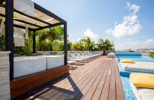 Gonzalo Guerrero Apartment | Lovely One Bedroom With Amazing Terrace View!