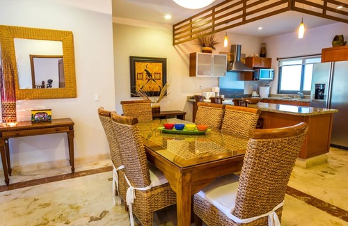Playacar Fase I Condo | Luxury 3 bedroom Condo in Paseo del Sol by BRIC