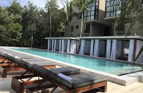 La Veleta Condo | Luxury condo-Private plunge pool-Fiber internet