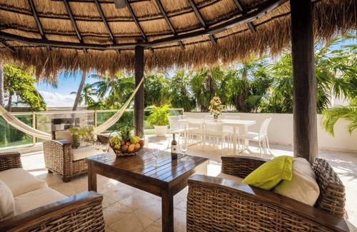 Playacar Fase I Villa | Luxury House In Playacar Steps To The Beach!