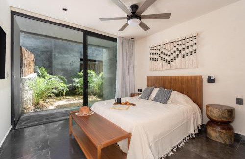 Playa Paraiso Apartment | Luxury Lock-Off Humana with Free Bikes & Amenities