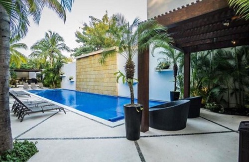 12th Street Apartment | Oasis12 by Playa Moments