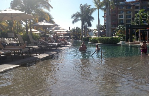 Playa Mujeres Resort | Ocean View. Suite size tailored to your needs.