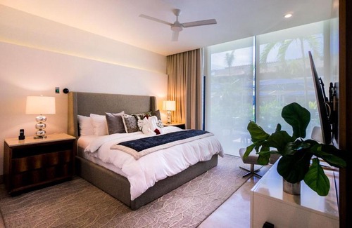 Downtown Apartment | Oceana 122