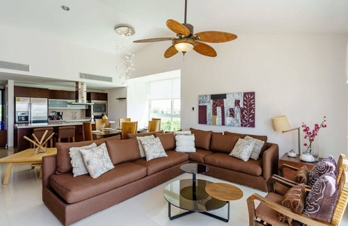 Puerto Juarez Condo | Oceanfront Condo w/Spa Tub & Resort Pool Access