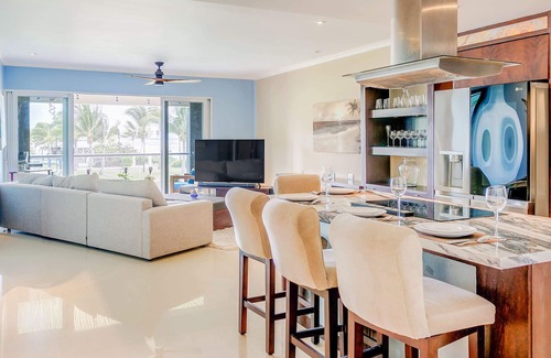Puerto Juarez Condo | Oceanview Condo + BBQ, Resort Pool, Gym & Tennis