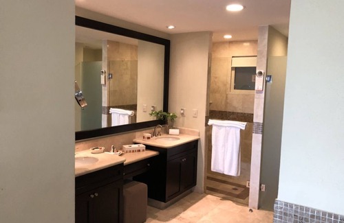 Puerto Juarez Resort | One-Bedroom Suite at Villa del Palmar Cancun