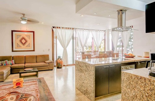 Playacar Condo | Playacar condo in complex w/a gorgeous pool lounge