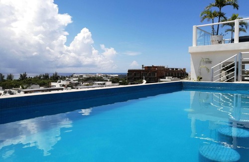 Zazil-ha Apartment | Pool Paradise Walk to Beach/Shopping best price !