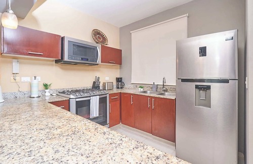 Zazil-ha Apartment | Poolside Oasis | BBQ | Steps to Beach & 5th Avenue