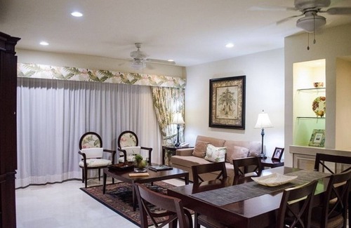 Puerto Aventuras Condo | Porto Bello private beach and yacht