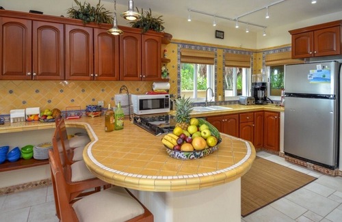 Soliman Bay Villa | Premier snorkeling from this beautiful beachfront villa, pool, AC and WiFi!