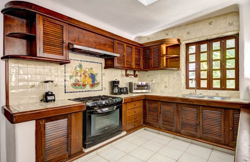 Playacar Fase I Villa | Private pool? We have it! Caribbean Sea very close? We have it too! Try us!