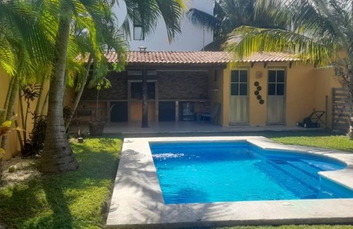 Alfredo V. Bonfil Resort | Private room ∙ 5 guests