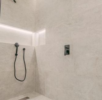Gonzalo Guerrero Apartment | Pueblito Escondido By Hola Home and Land