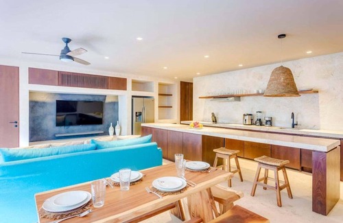 Zama Condo | Relaxing Jungle Retreat with Private Pool & Patio
