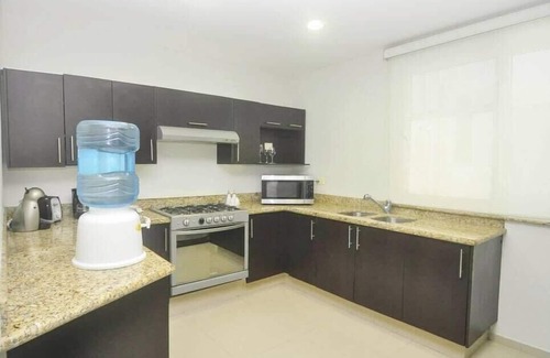 Centro Apartment | Rooftop Pool | Balcony | 3 blocks to 5th Avenue