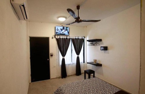 Downtown Cancun House | Room in Lodge - rooms the batey