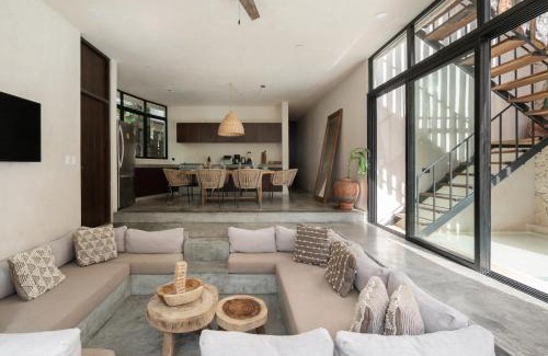 Tulum City Center Villa | Round Luxury Villa Private Pool & Jungle rooftop 2B