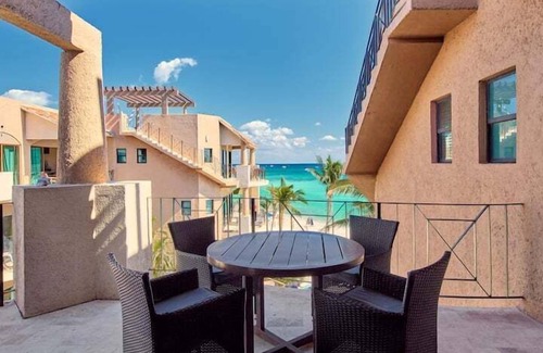 Centro Condo | Sale! Fab Penthouse w/Stunning Ocean Views + Beach Service | Steps to 5th Ave | Maid