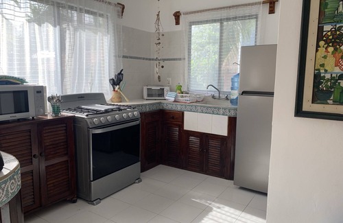 Puerto Morelos Apartment | Señor Pedro Suite - spacious one bedroom located one block from the beach