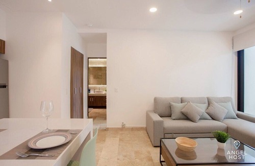 Zazil-ha Condo | Stylish Condo | Oceanview Pool | Gym | Near Beach