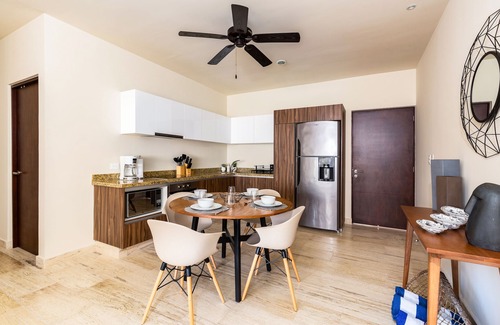 Ejidal Condo | ★ Stylish Condo ★ ✓Private Plunge Pool ✓300Mbps ✓Rooftop