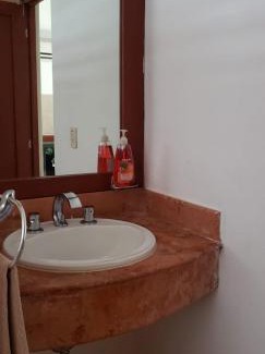 Alfredo V. Bonfil Apartment | Suites Moon River
